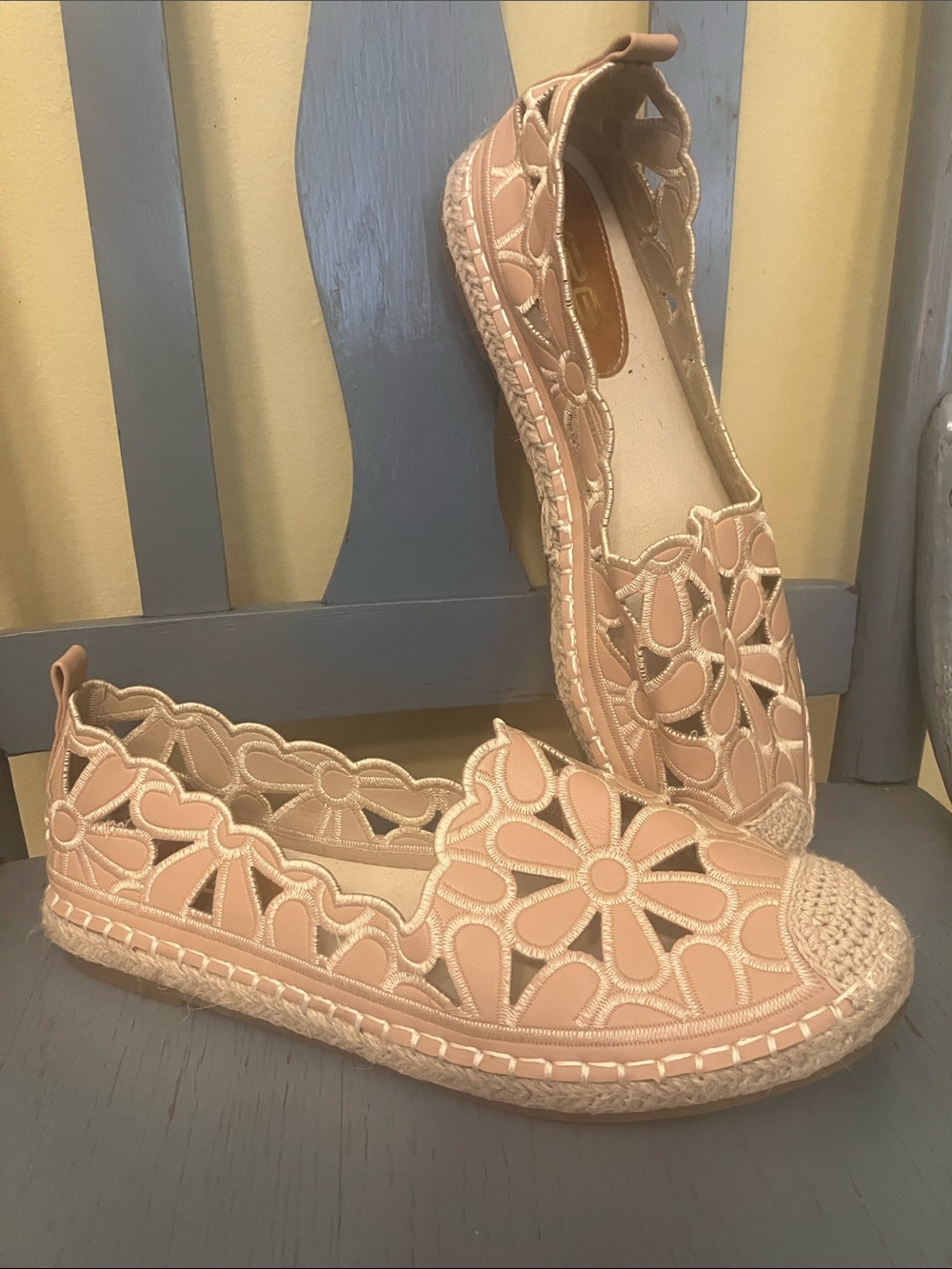 Womens Floral Cutout Espadrilles in Blush Pink